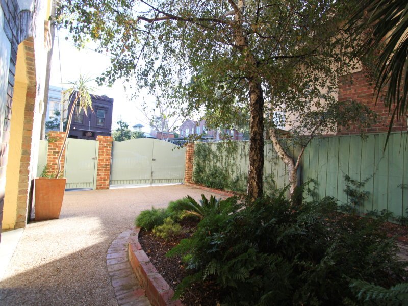 Property Gallery Thumbnail 9
