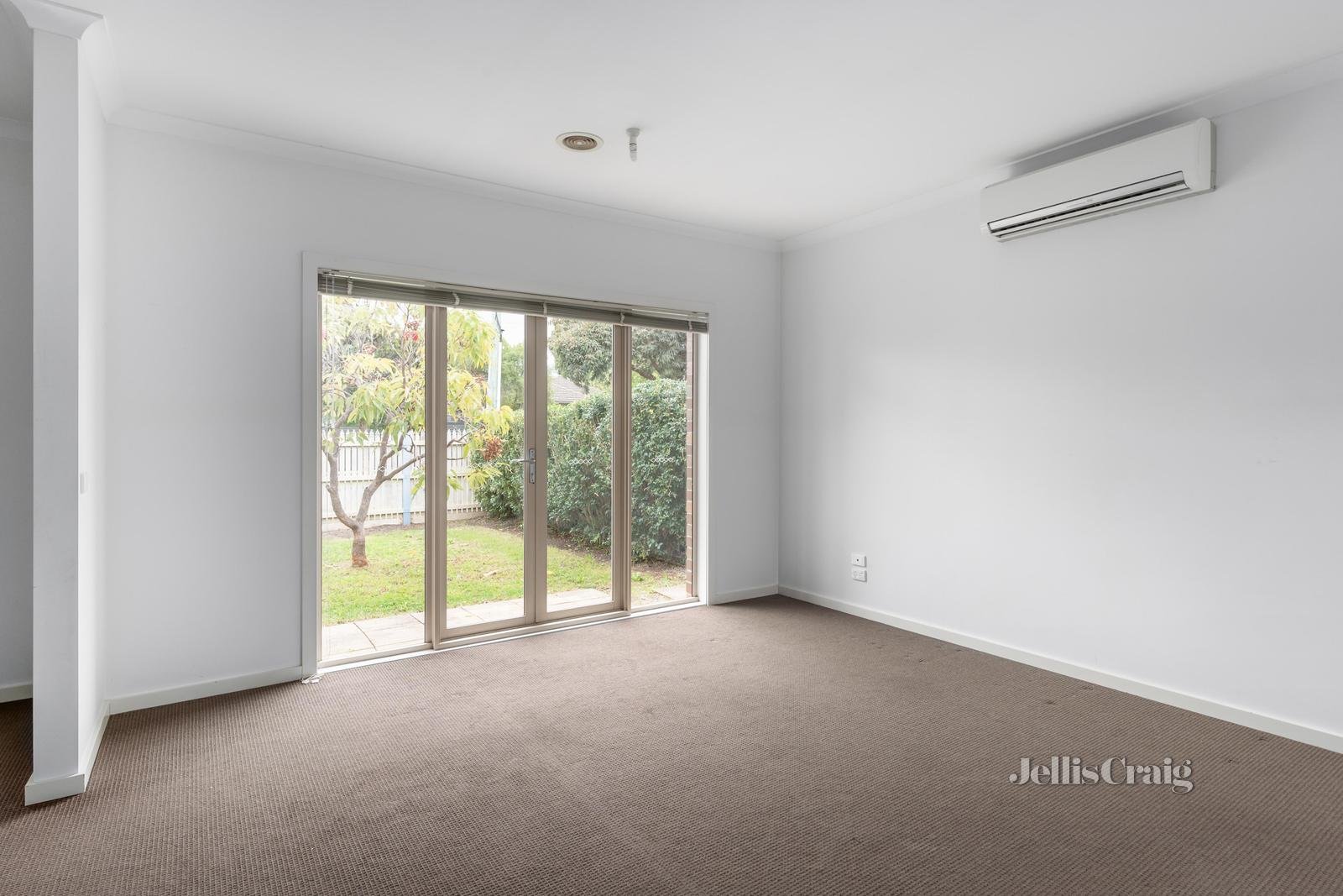 1/100 Porter Road, Heidelberg Heights image 2