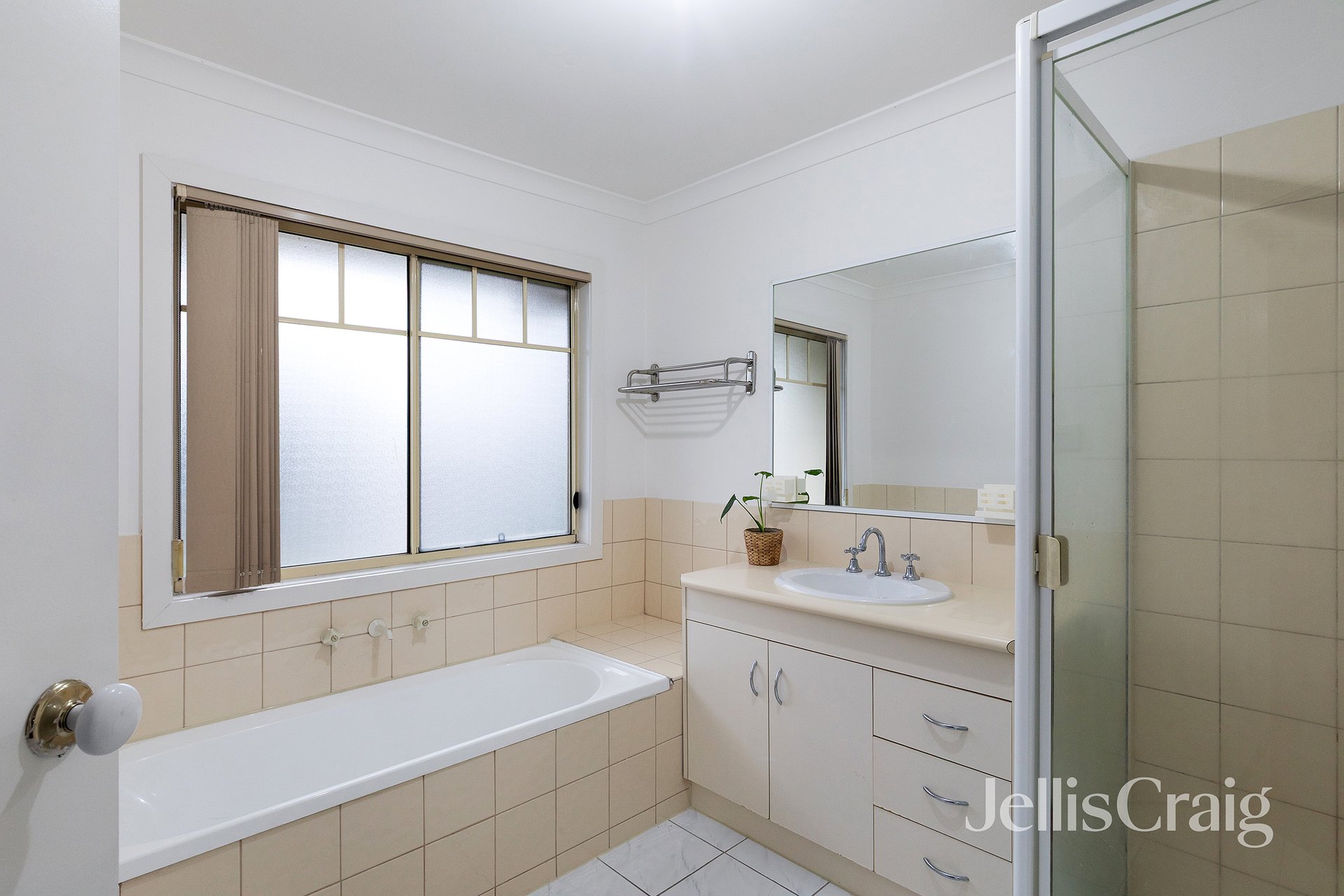 1/100 Southern Road, Heidelberg&nbsp;Heights image 9