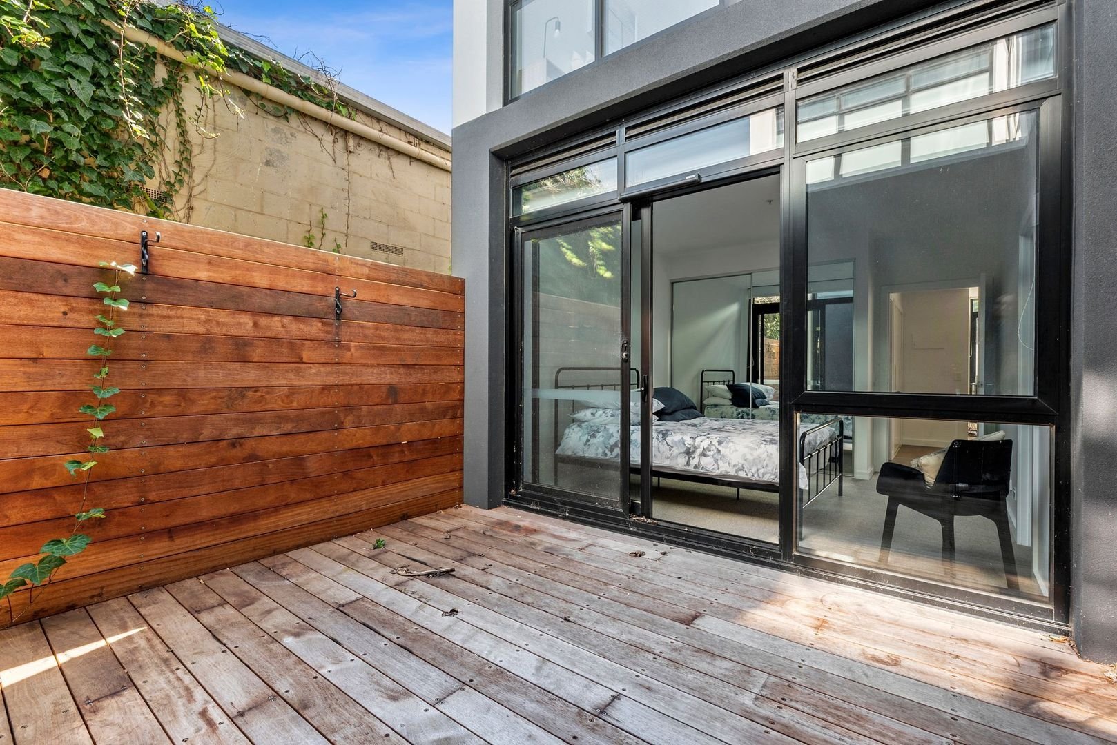Property Gallery Thumbnail 12