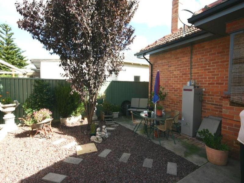 1/101 Albert Street, Sebastopol image 7