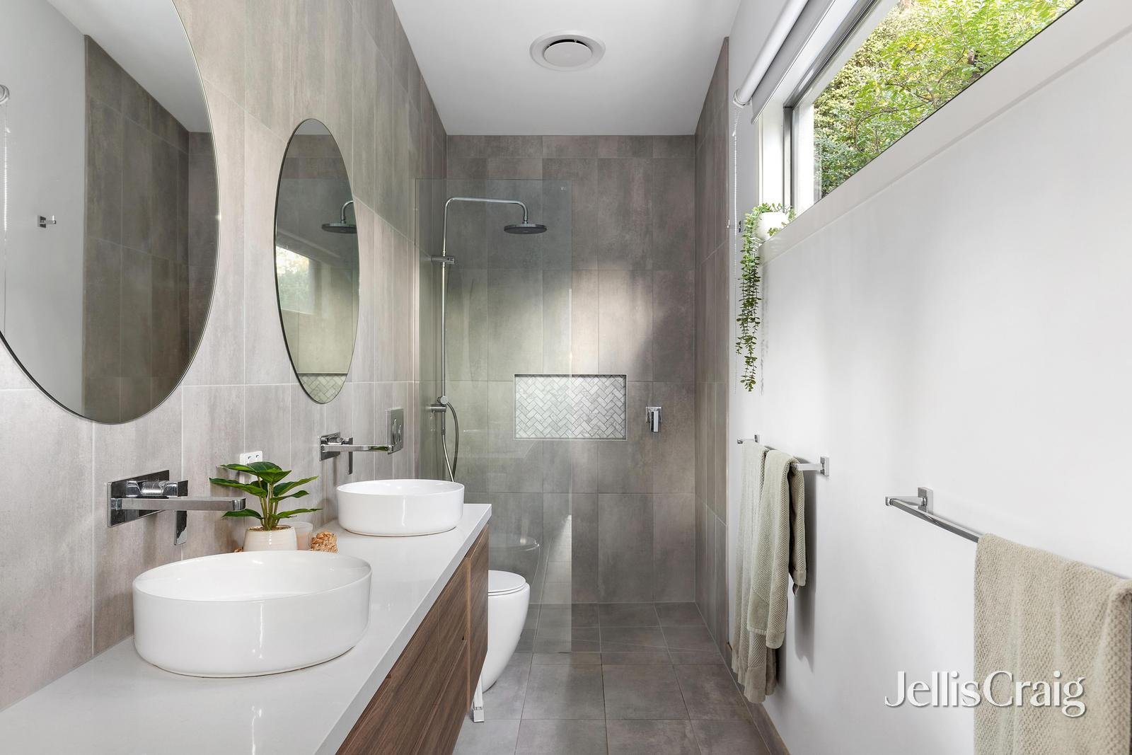 1/101 Brougham Street, Eltham image 11