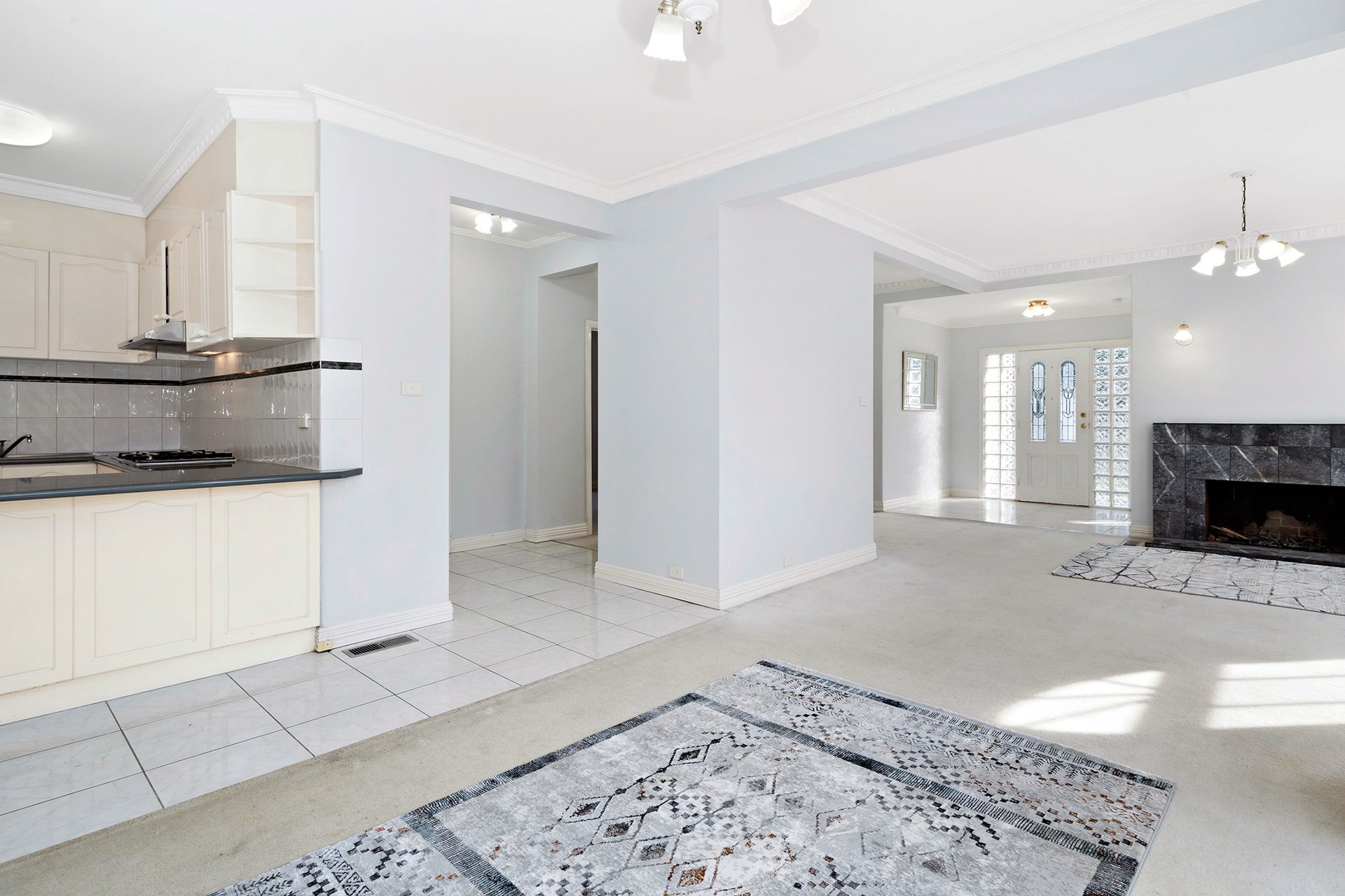 1/101 Strabane Avenue, Balwyn image 2