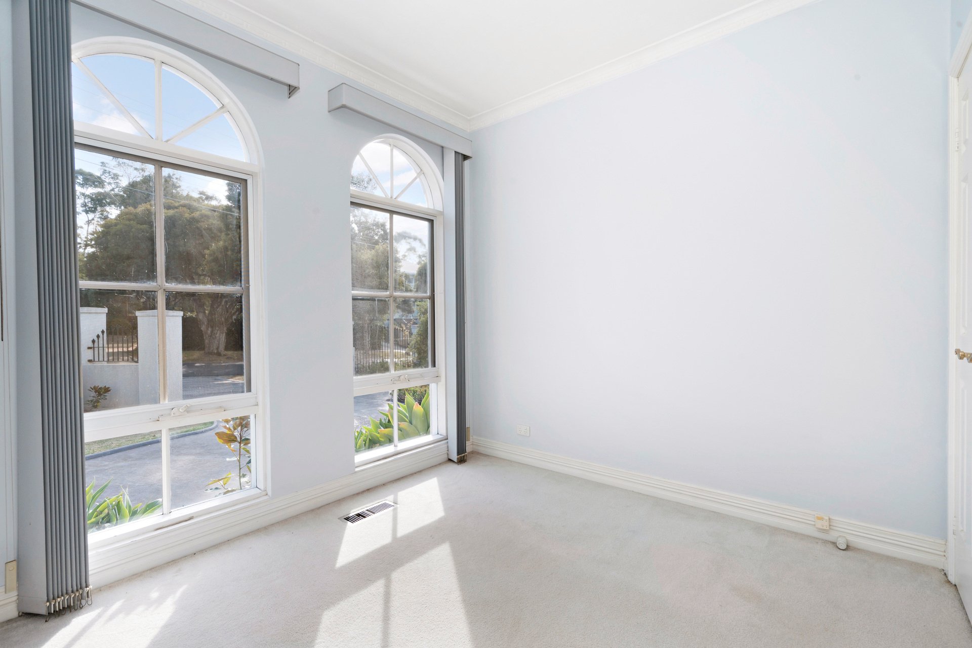 1/101 Strabane Avenue, Balwyn image 5