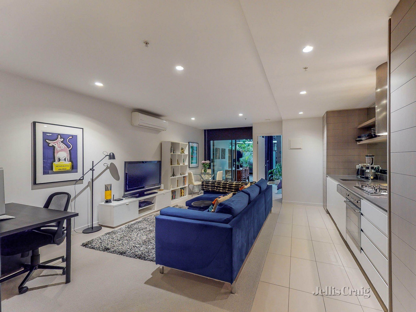 110/11 Shamrock Street, Abbotsford image 3