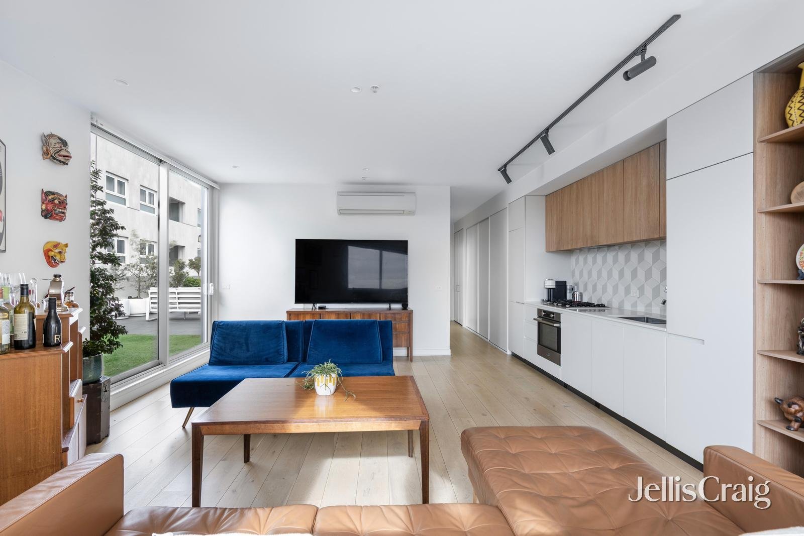 1101/245 Queens Parade, Fitzroy&nbsp;North image 3