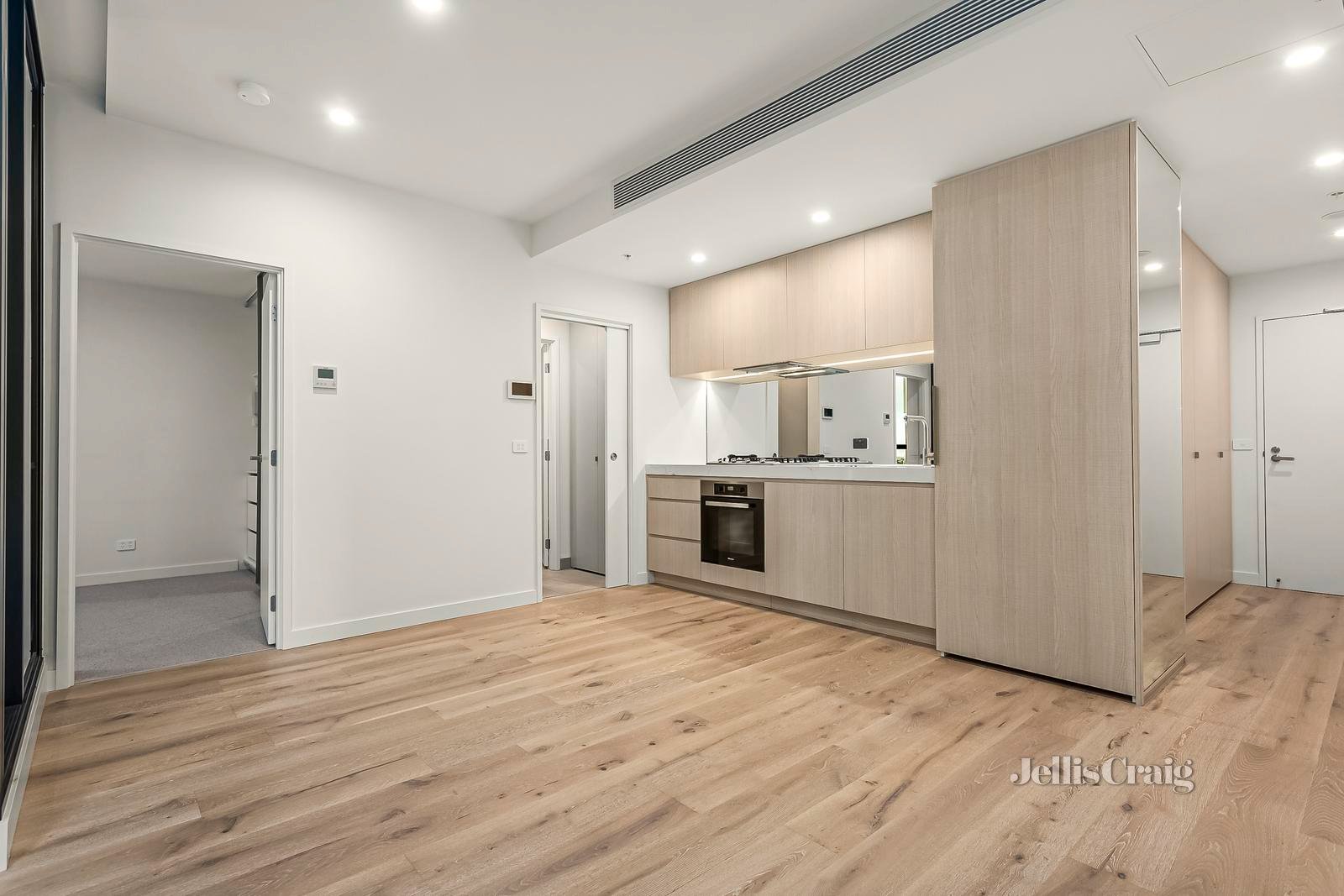 1101/393 Spencer Street, West Melbourne image 1