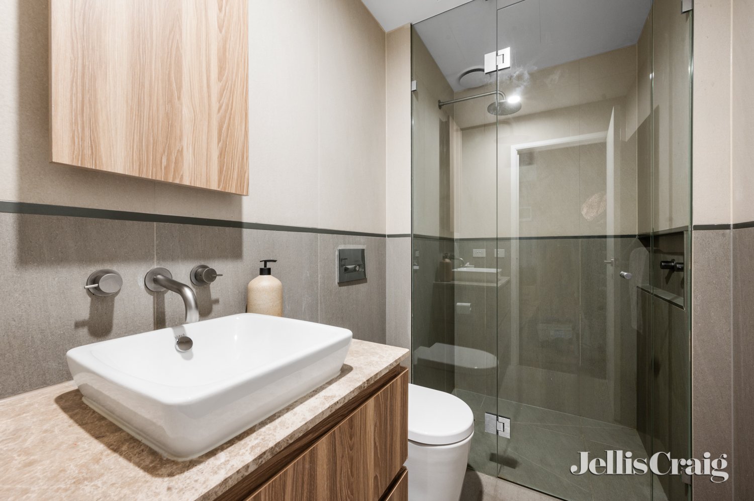 110/15 Livingstone St, Ivanhoe image 6
