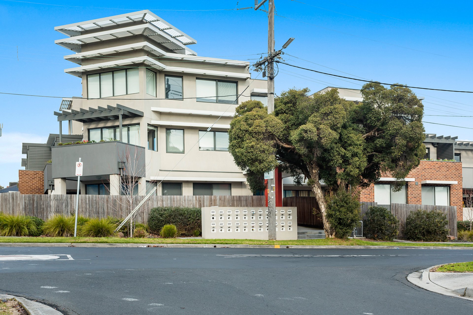 110/165 Middleborough Road, Box Hill South image 9