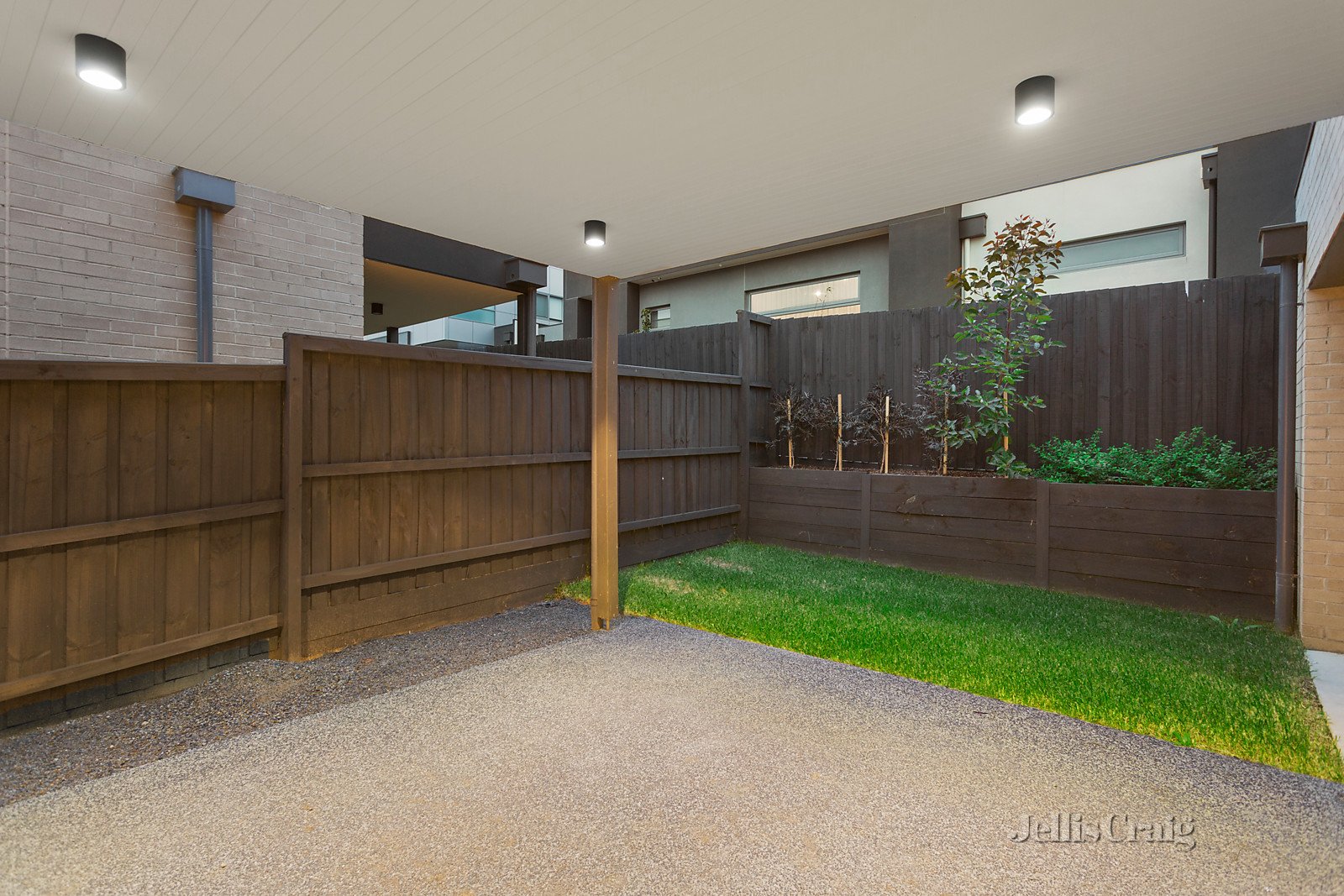 1/102 Atkinson Street, Templestowe image 9