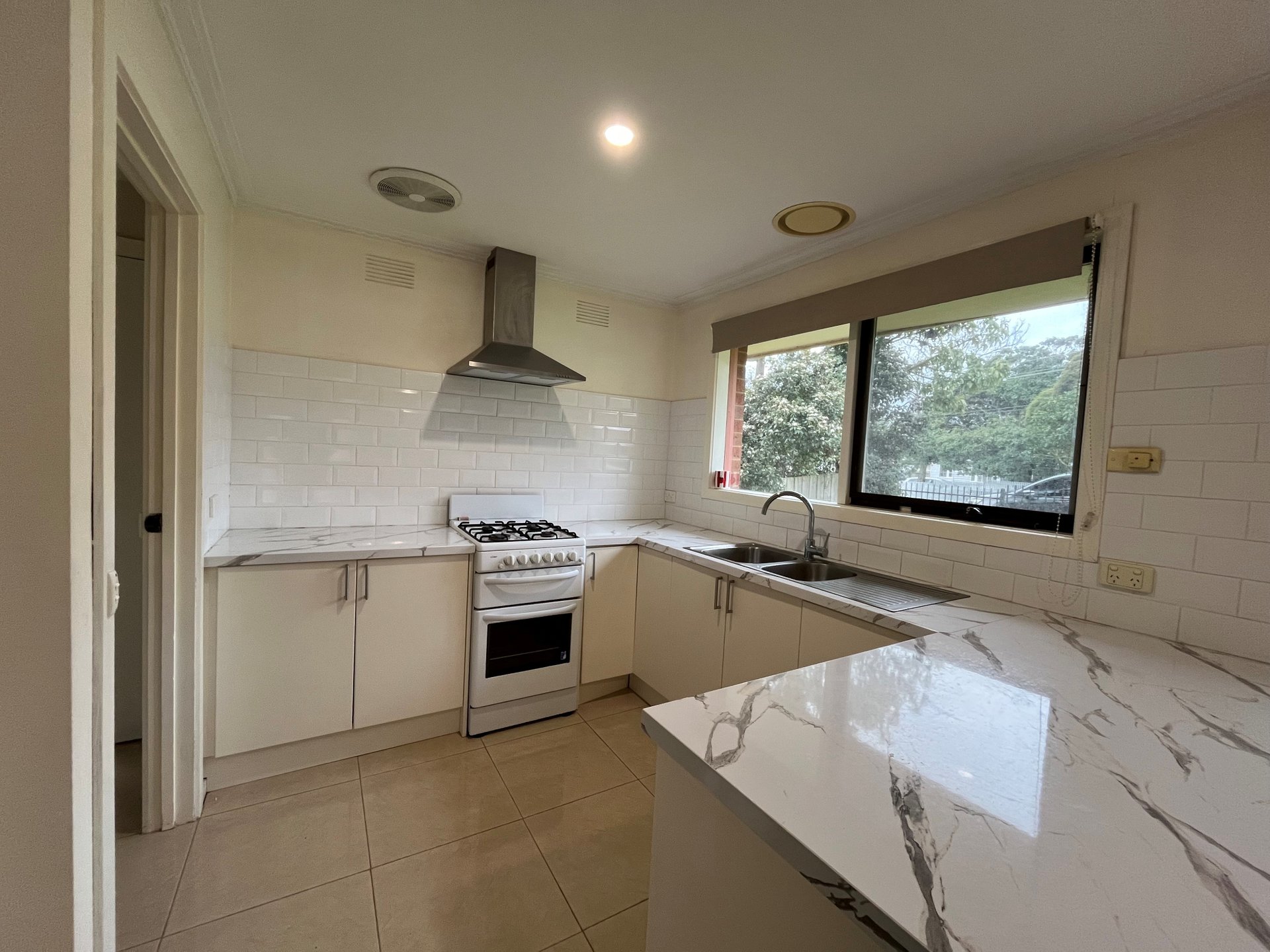 1/102 Dublin Road, Ringwood&nbsp;East image 2