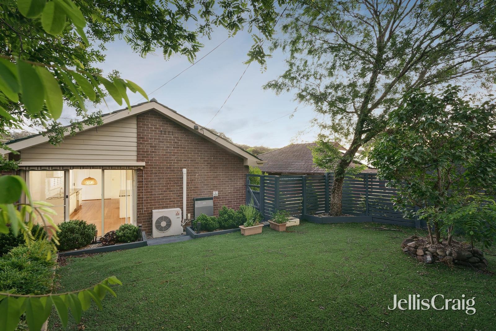 1/102 Harborne Street, Macleod image 17