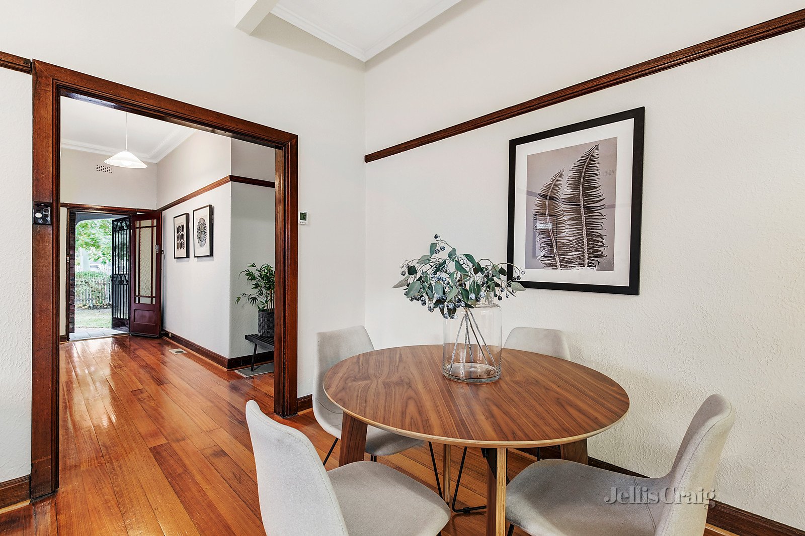 1/102 Neville Street, Carnegie image 3