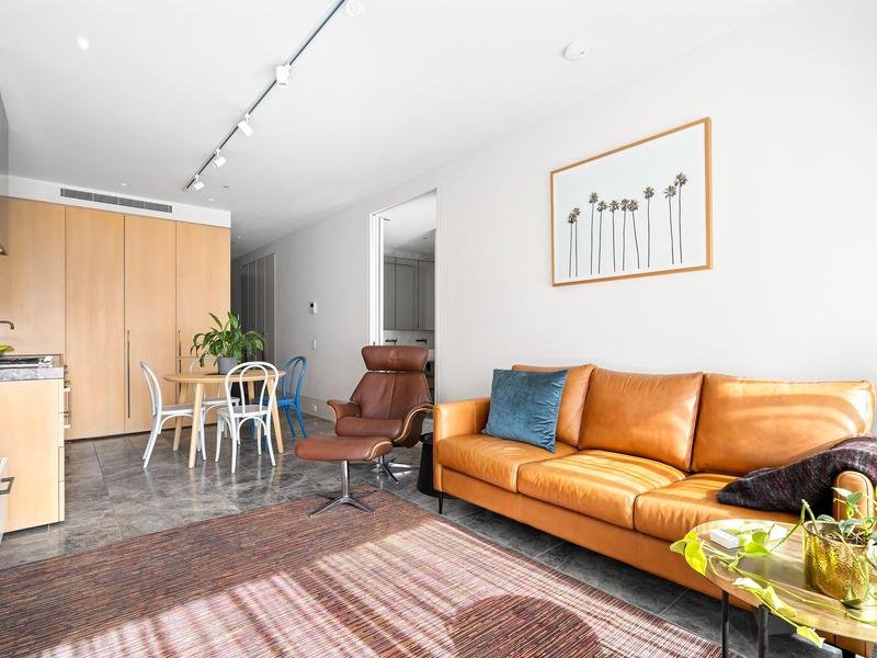 110/2 Pine Avenue, Elwood image 4