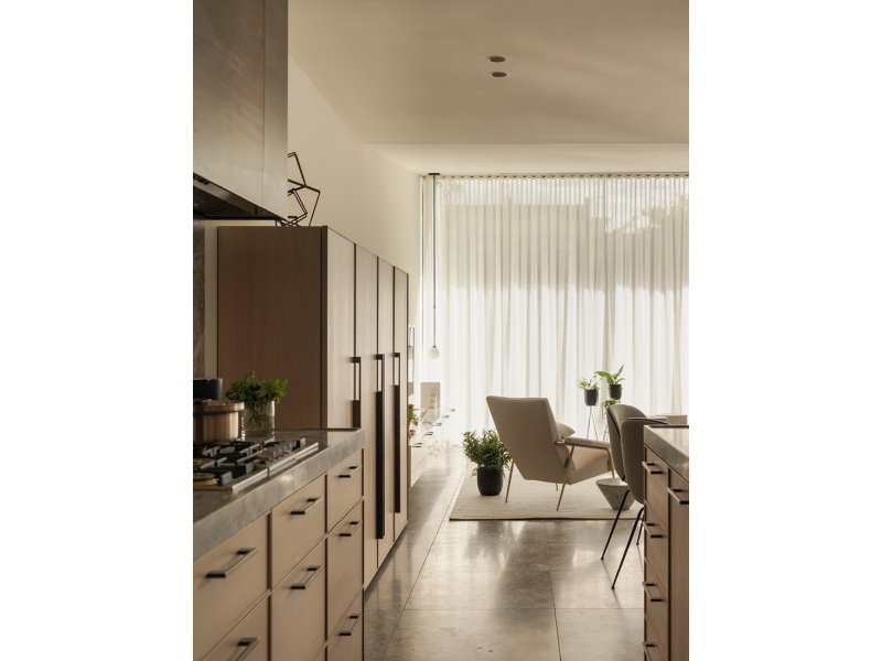 110/2 Pine Avenue, Elwood image 2