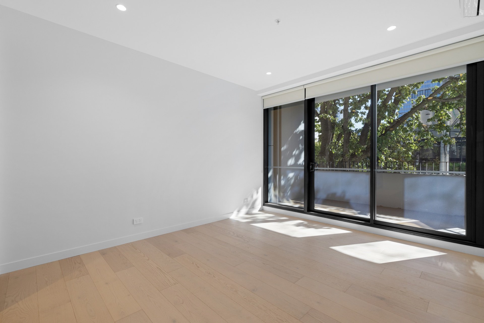 110/21-23 Irving Avenue, Box&nbsp;Hill image 3