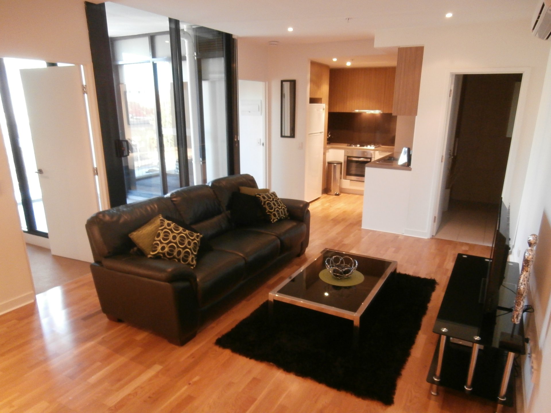 Apartment Lease 110 / 232242 Rouse Street PORT MELBOURNE, VIC 3207 Conquest Estate Agency