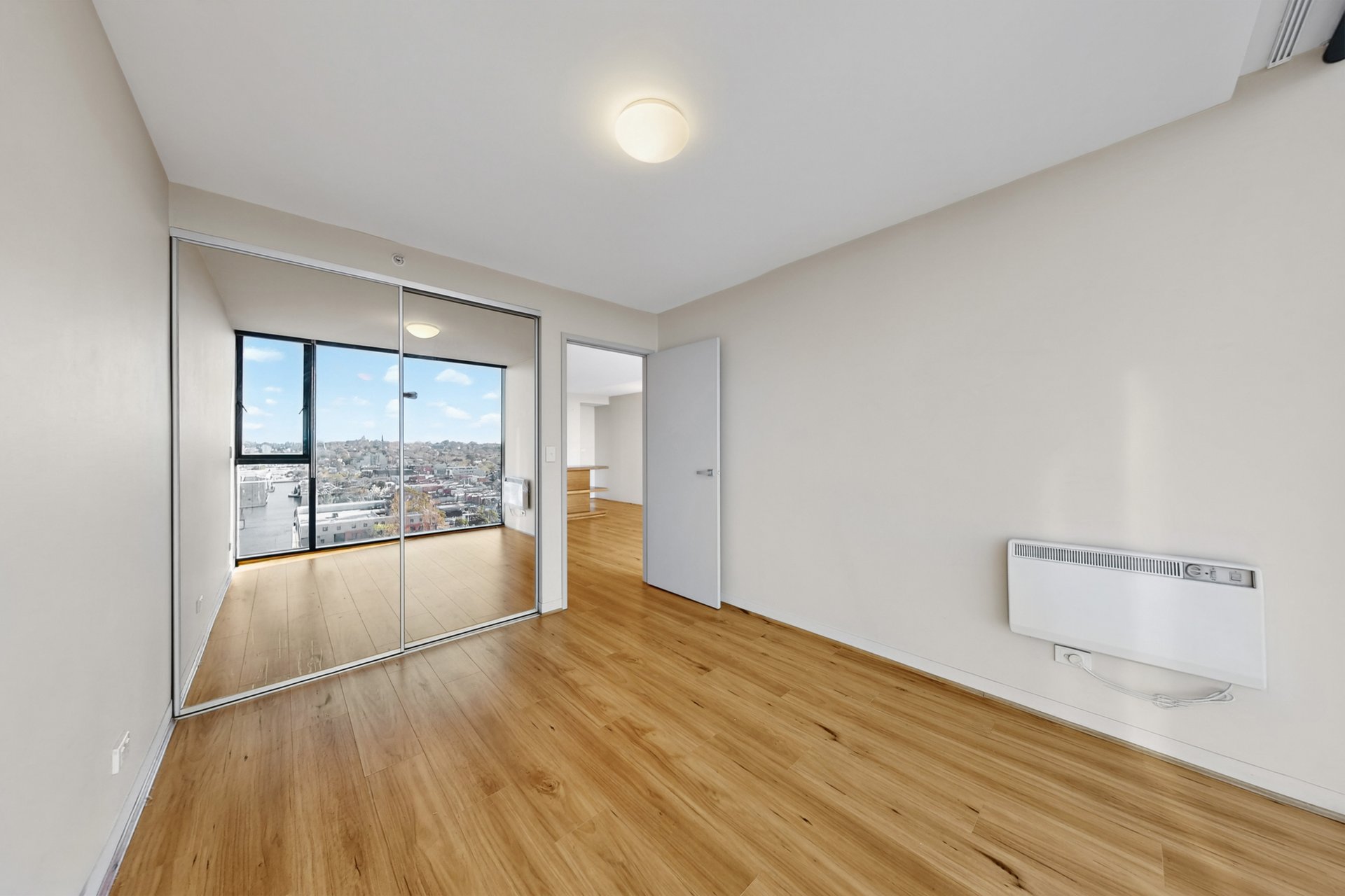 1102/377 Burwood Road, Hawthorn image 6
