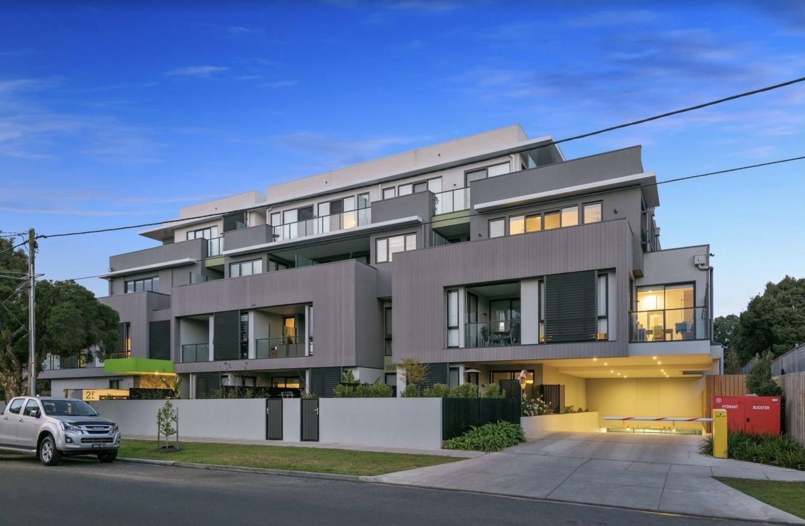 Property Gallery Thumbnail 6