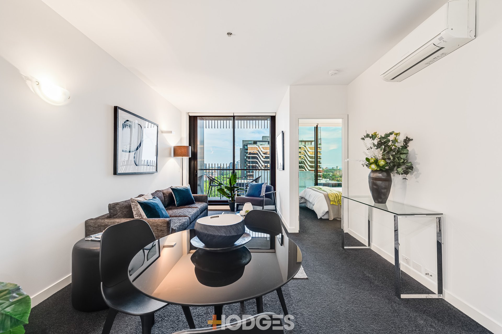 1103 / 470 St Kilda Road Melbourne