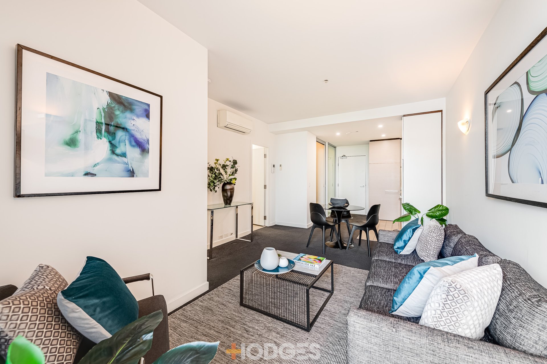 1103 / 470 St Kilda Road Melbourne