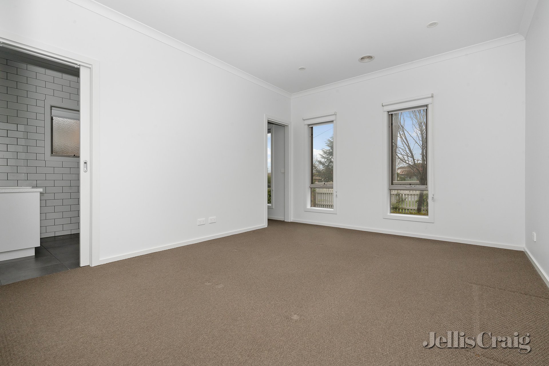 1104 Armstrong Street North, Ballarat&nbsp;North image 4