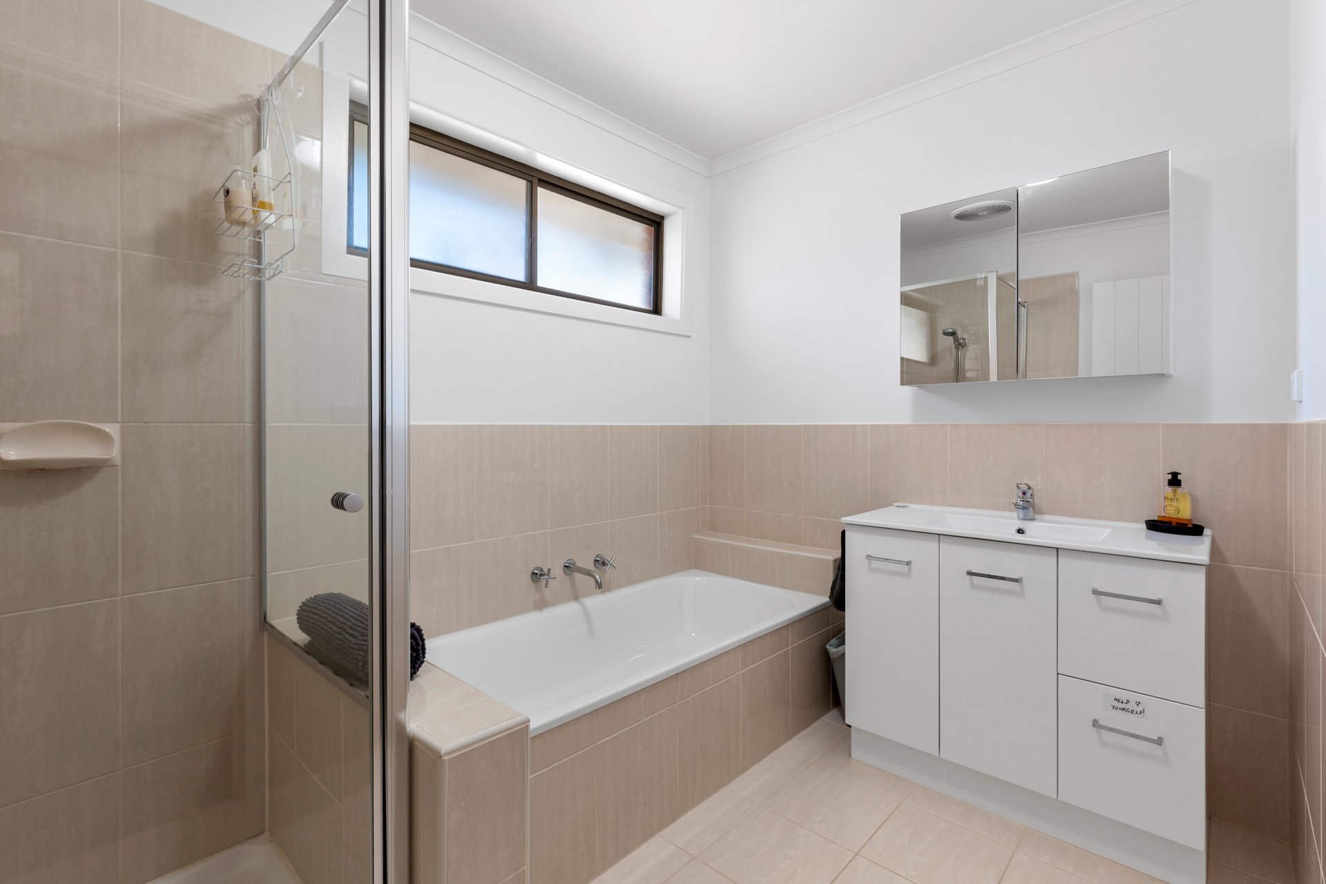 Property Gallery Thumbnail 7