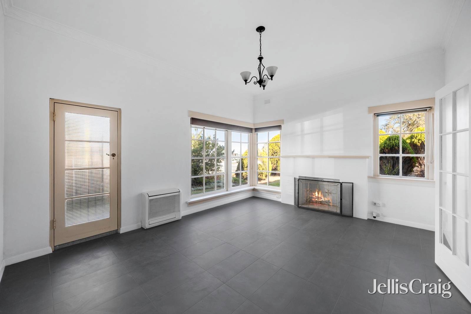 1/104 Esplanade, Williamstown image 4