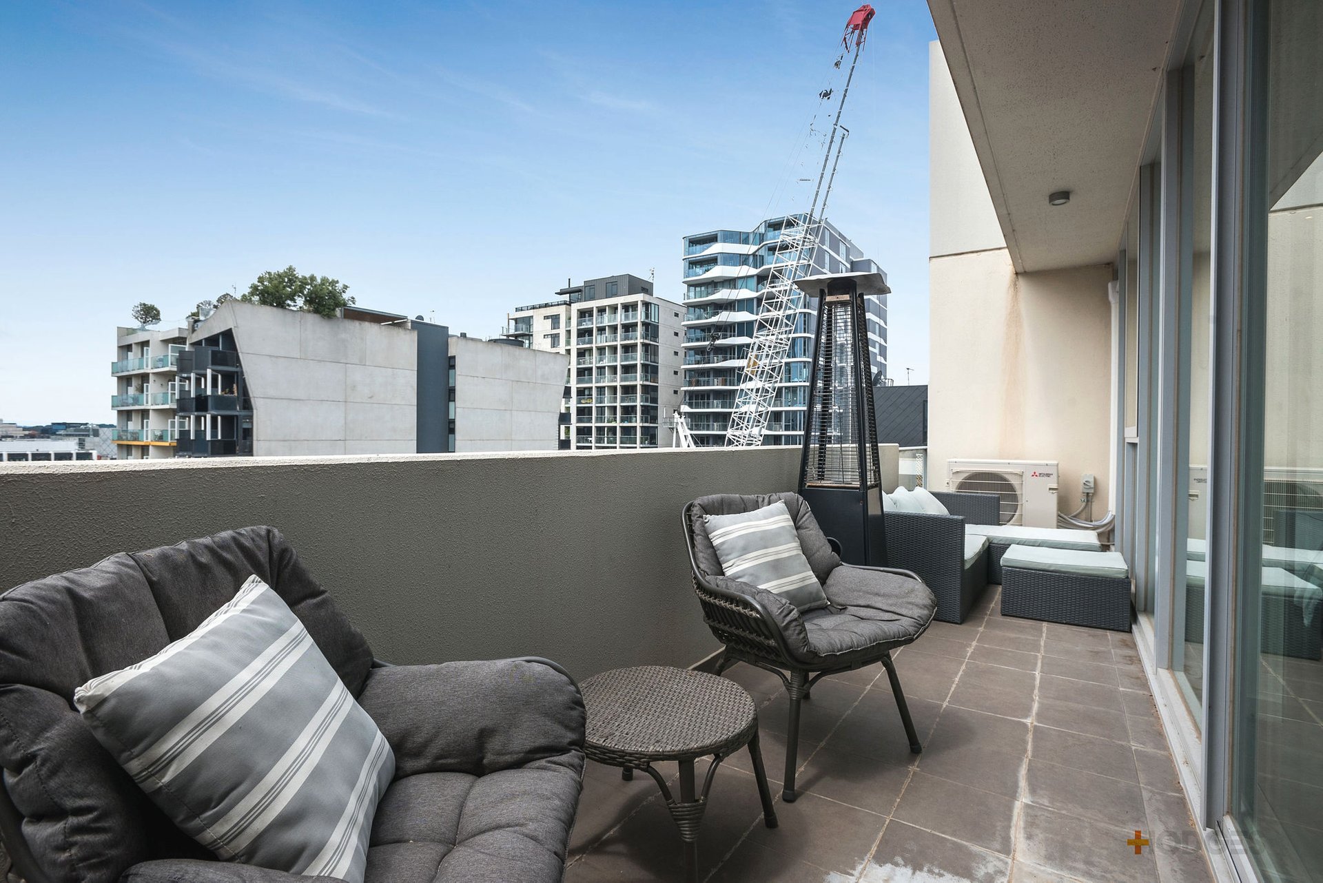 1104 / 12 Yarra Street SOUTH YARRA