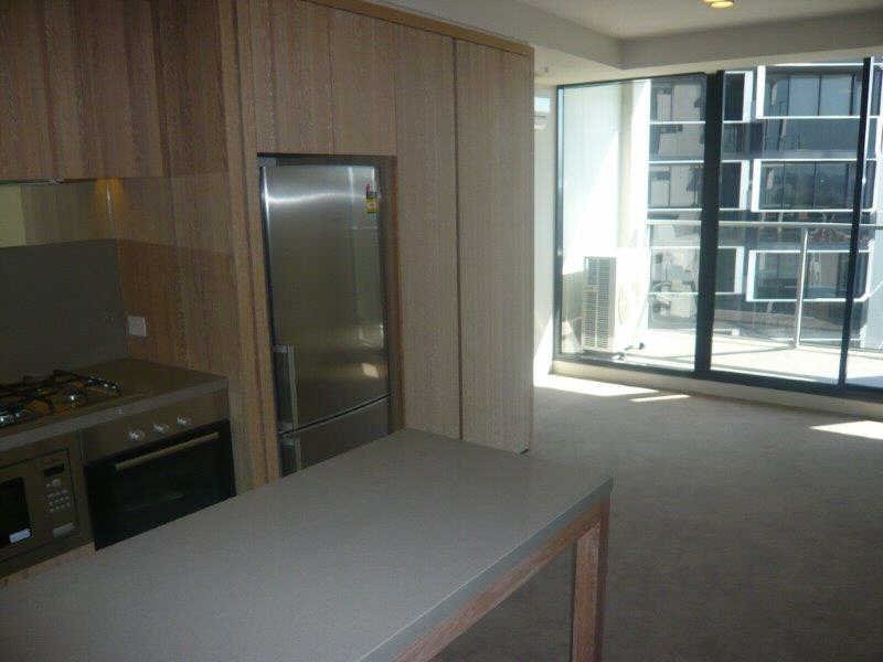 1104/50 Claremont Street, South Yarra image 2