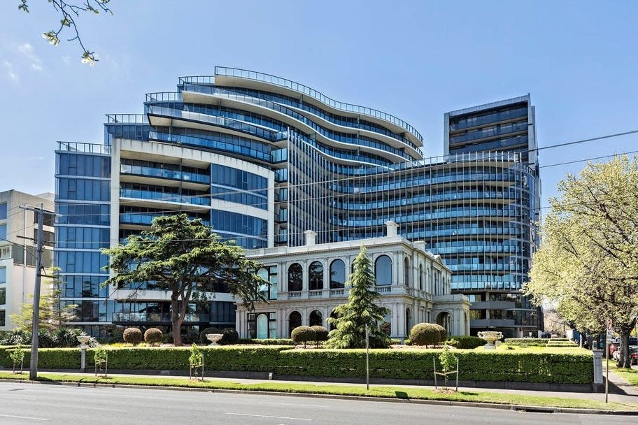 Property Gallery Thumbnail 12