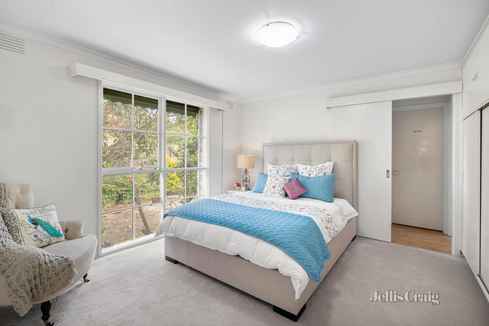 1/105 Croydon Road, Surrey Hills image 7