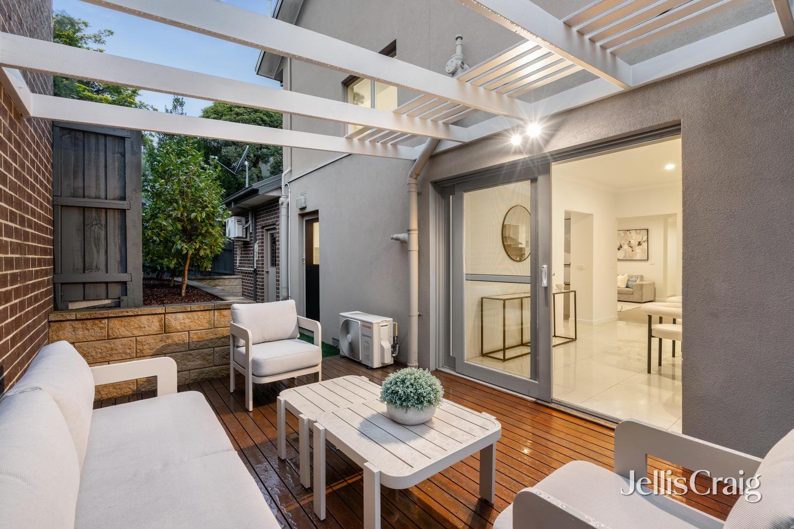 1/105 James Street, Templestowe image 12