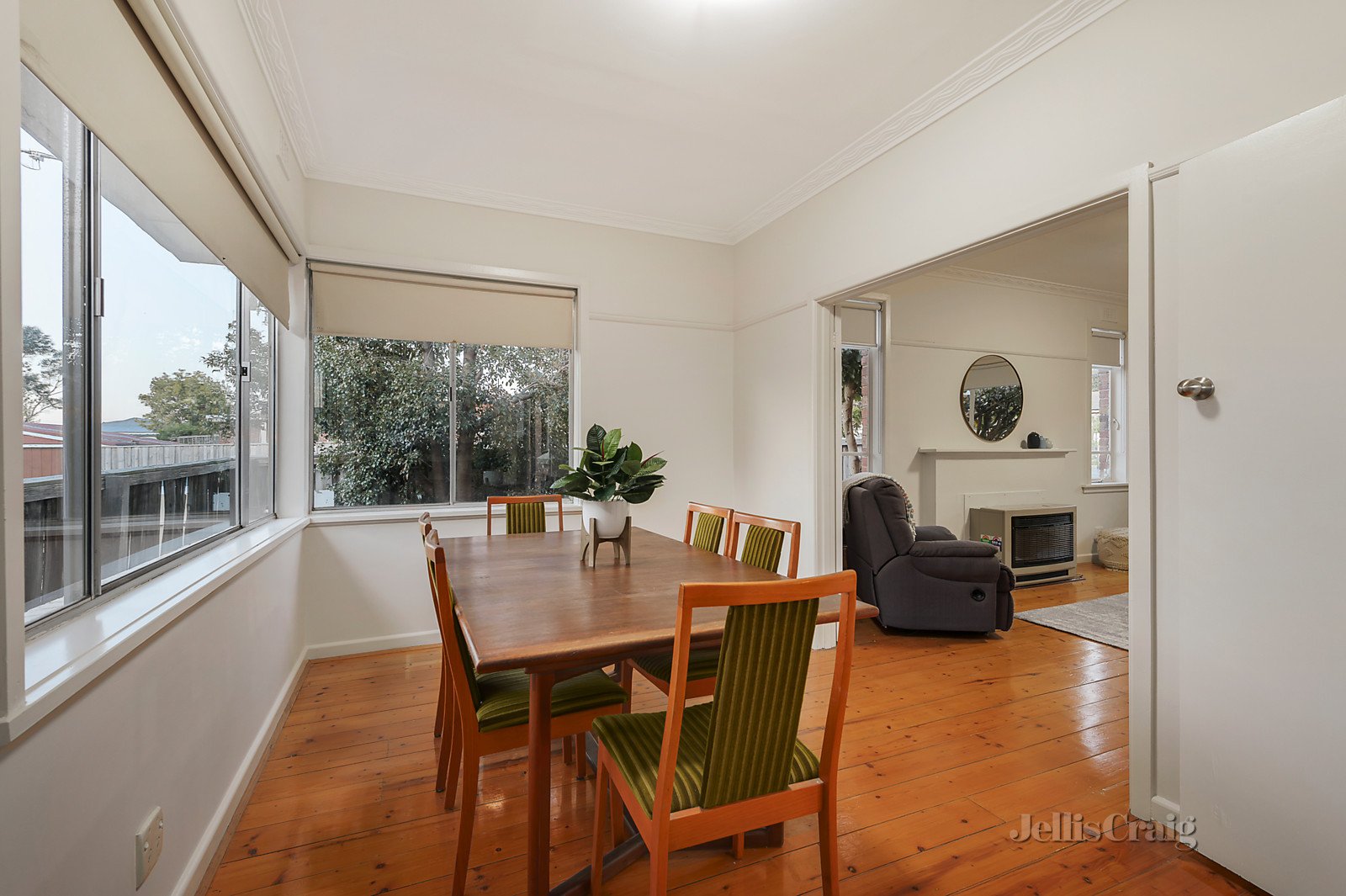 1/105 Tambet Street, Bentleigh East image 3