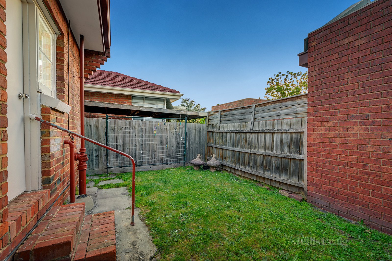 1/105 Tambet Street, Bentleigh East image 8