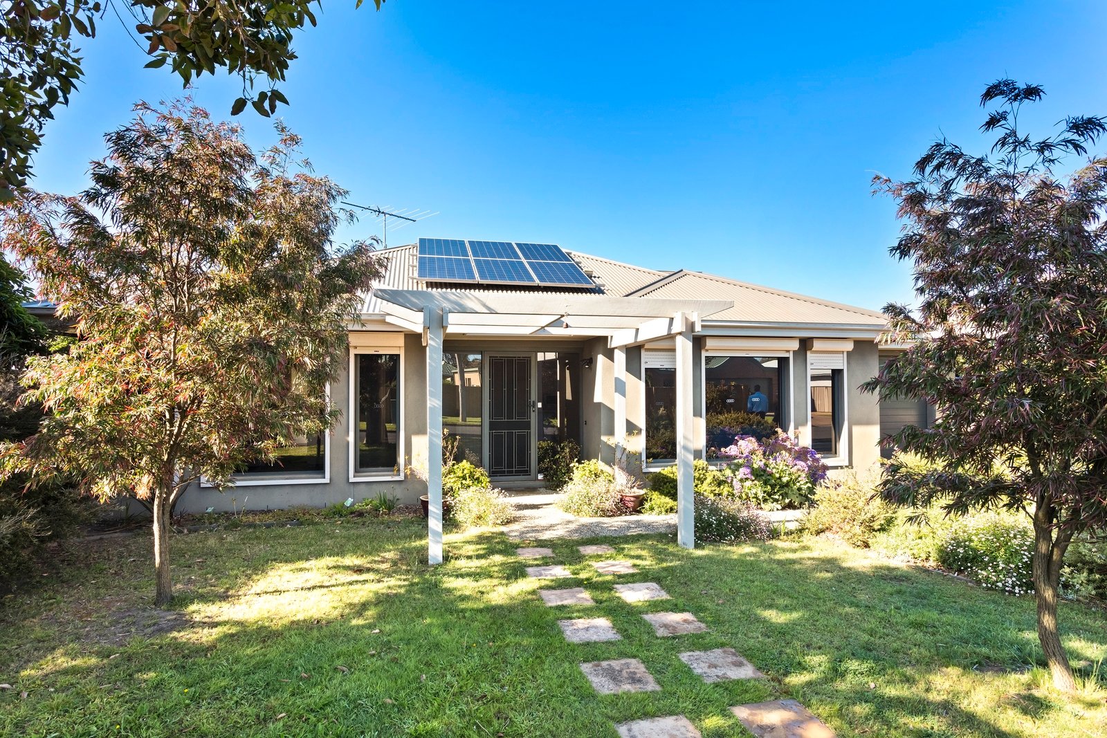 1/106 Asbury Street, Ocean Grove, VIC, 3226 RT Edgar