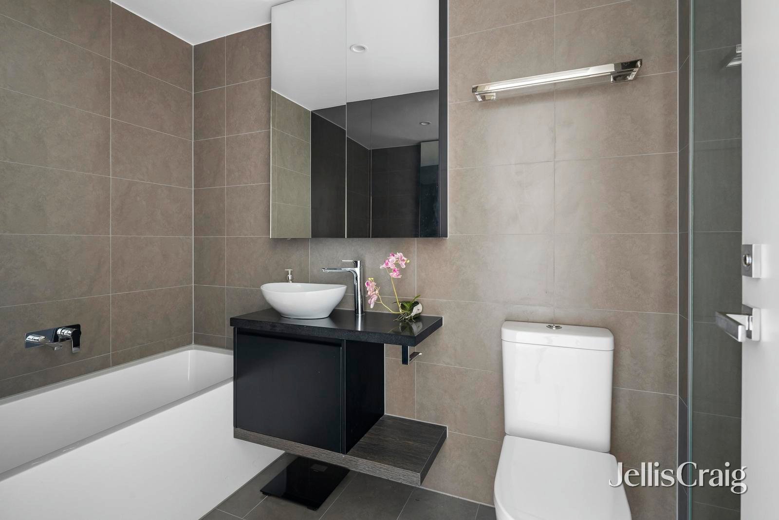 110/6 Claire Street, Mckinnon image 10