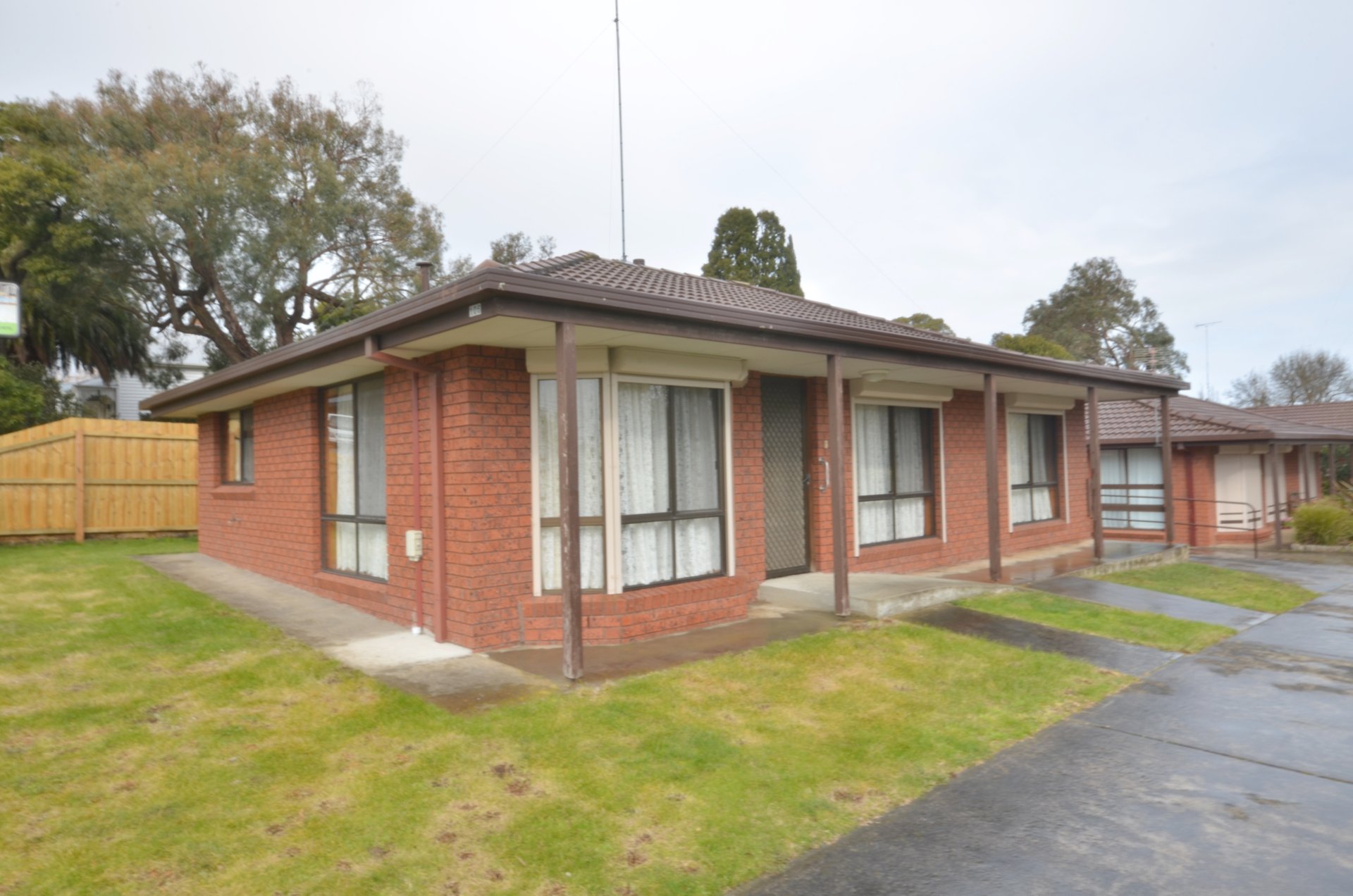 1/106 Clayton Street, Golden Point - Print Image 1
