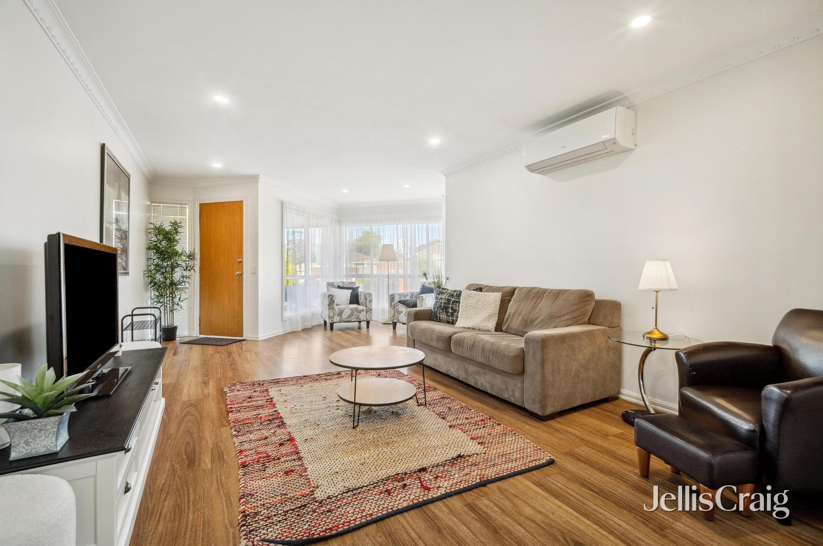 1/106 Whitehorse Road, Mount Clear image 4