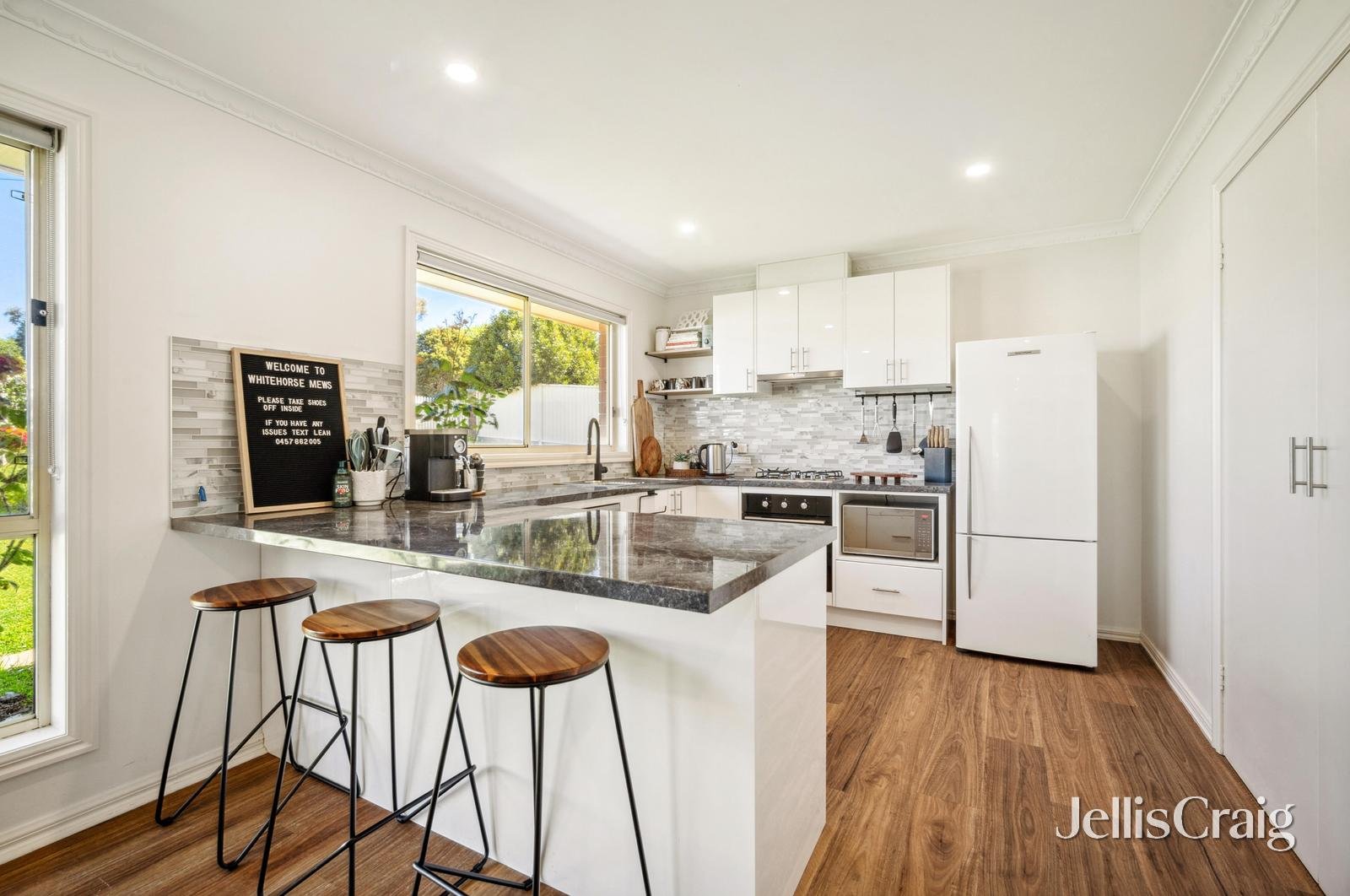 1/106 Whitehorse Road, Mount Clear image 2