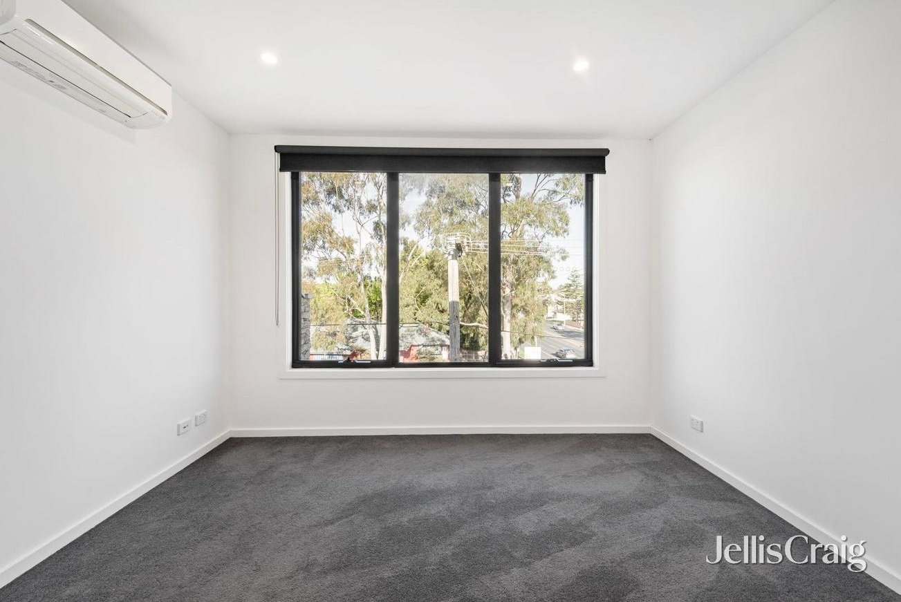 1/1067 Doncaster Road, Doncaster&nbsp;East image 9