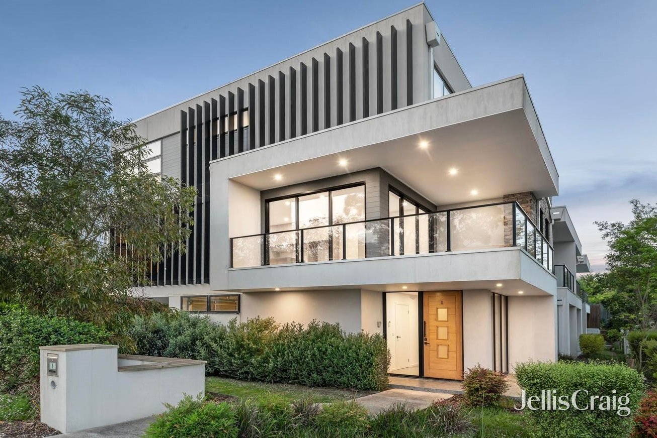 1/1067 Doncaster Road, Doncaster&nbsp;East image 1