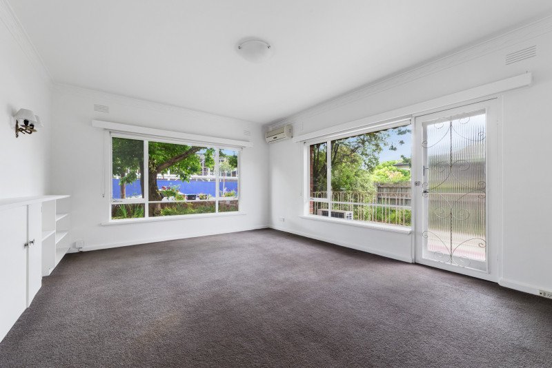1 / 1069 Malvern Road TOORAK, VIC 3142