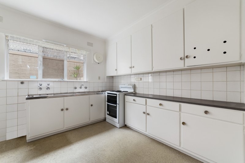 1 / 1069 Malvern Road TOORAK, VIC 3142