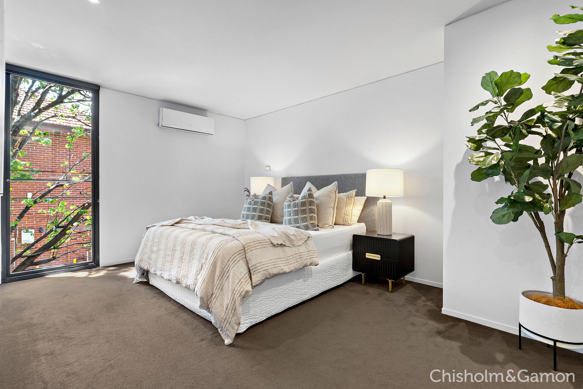 1/107 Addison Street, Elwood image 5