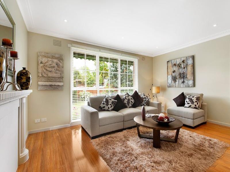 1/107 Balwyn Road, Balwyn image 2