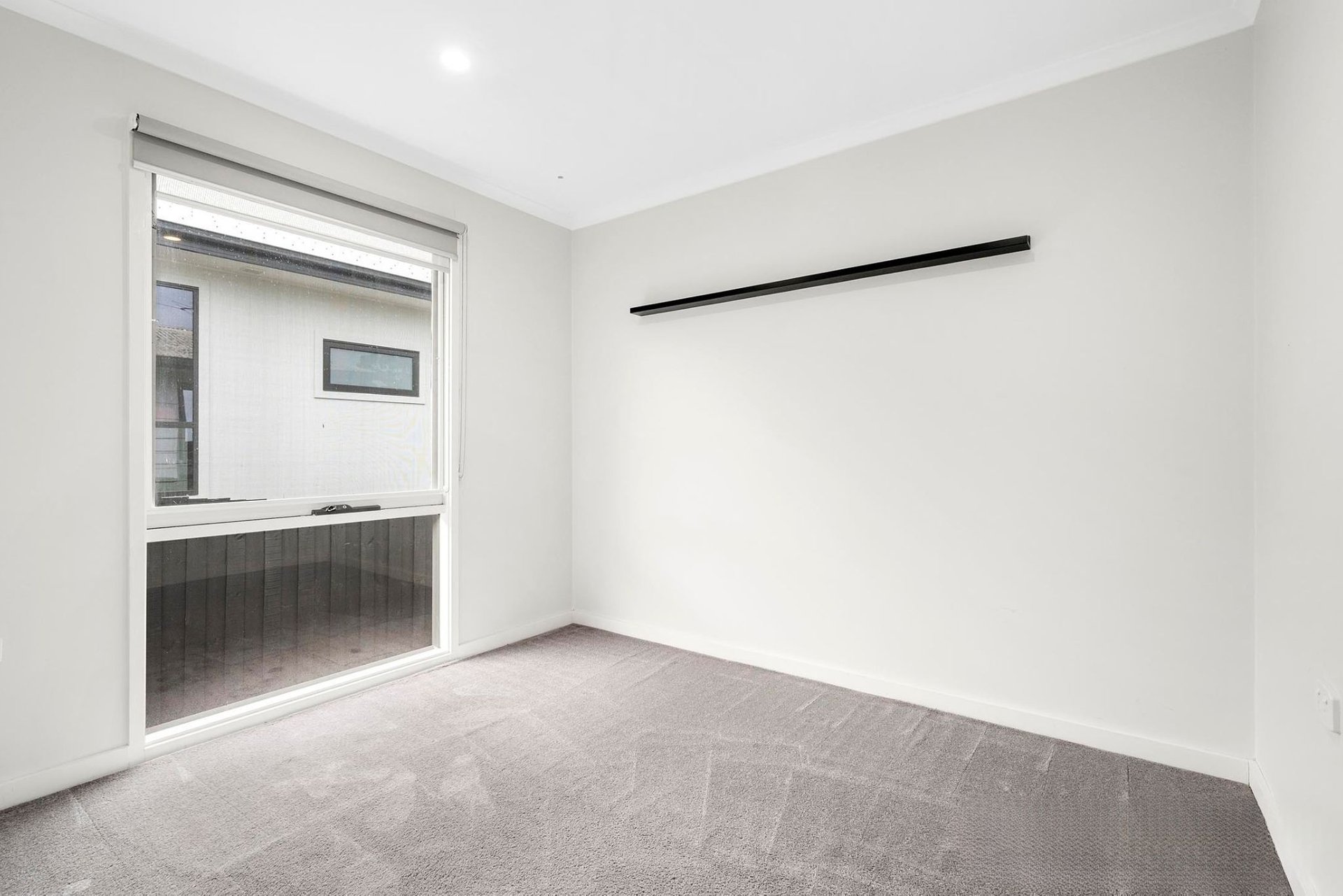 1/107 Landscape Drive, Mooroolbark image 9