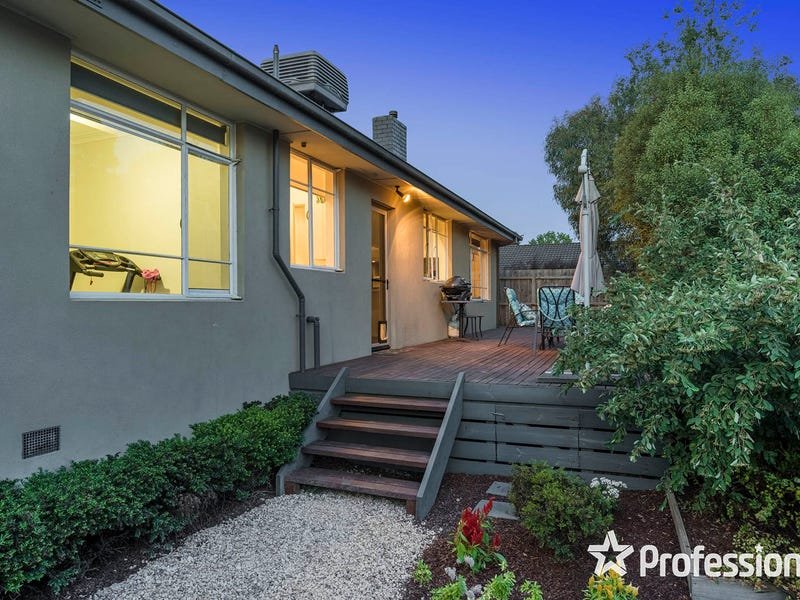 1/107 Mount View Parade, Croydon image 13