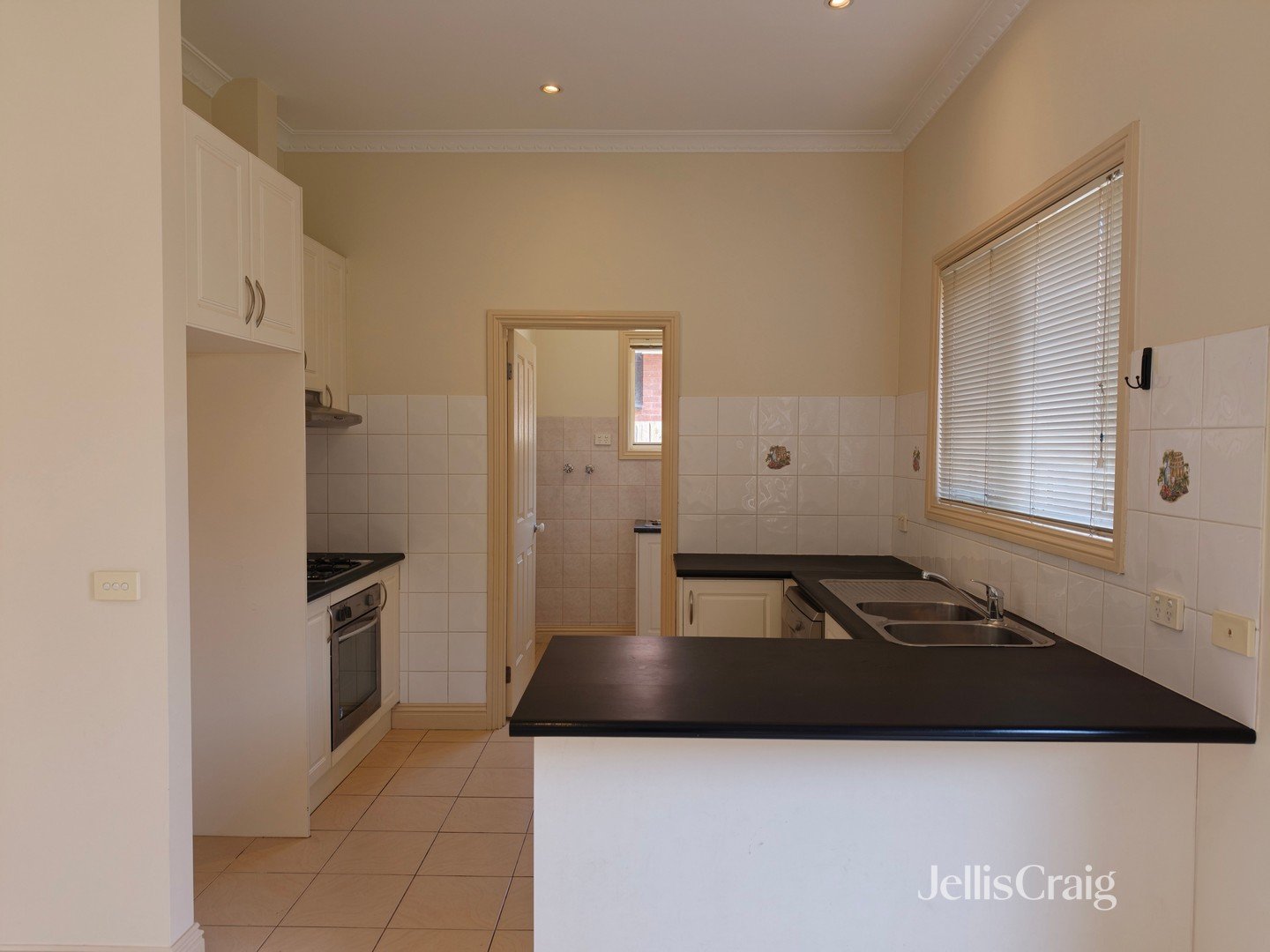 1/107 Pearson Street, Brunswick&nbsp;West image 2