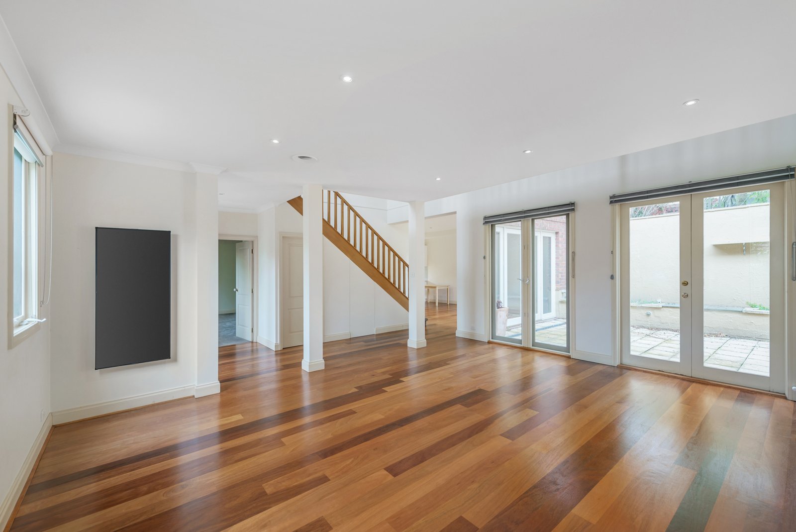 1/107 Victoria Crescent, Mont&nbsp;Albert image 2